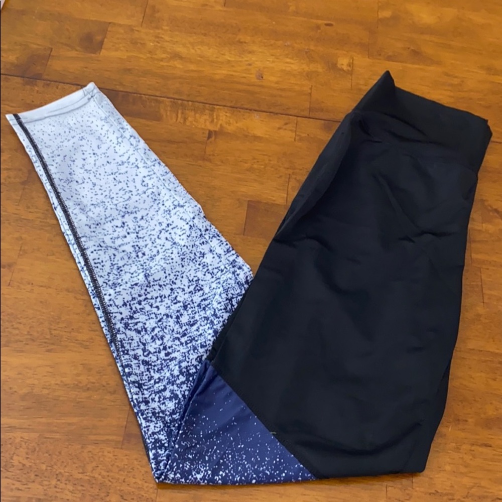 2/$20 NWOT blue/white ombré leggings